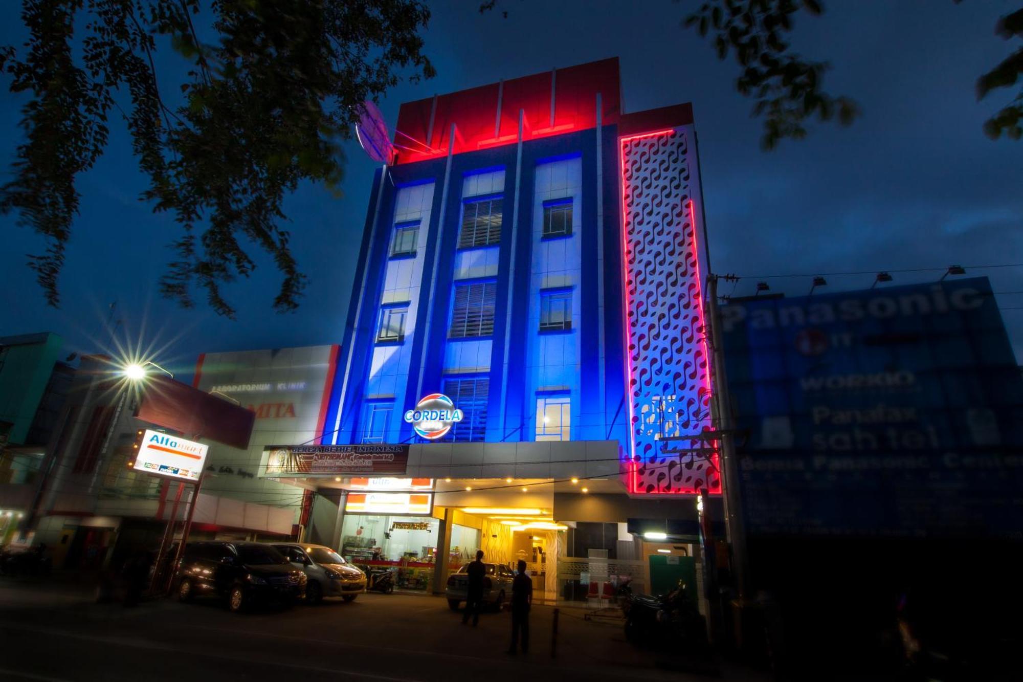 Cordela Hotel Medan Exterior foto